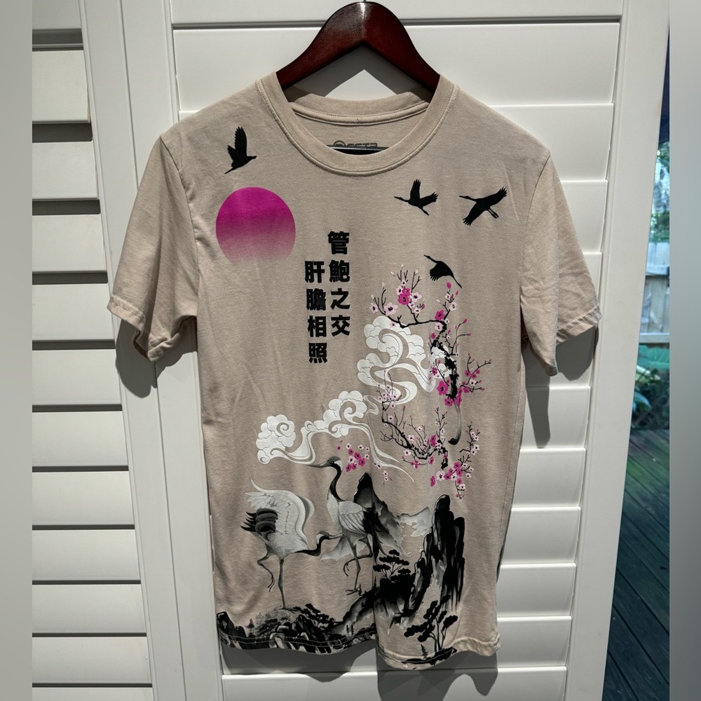 GSTR Japan Graphic Print T-Shirt Women’s Size M